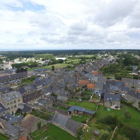 La Tourelle En Normandie Saint-Pierre-Eglise ภายนอก รูปภาพ