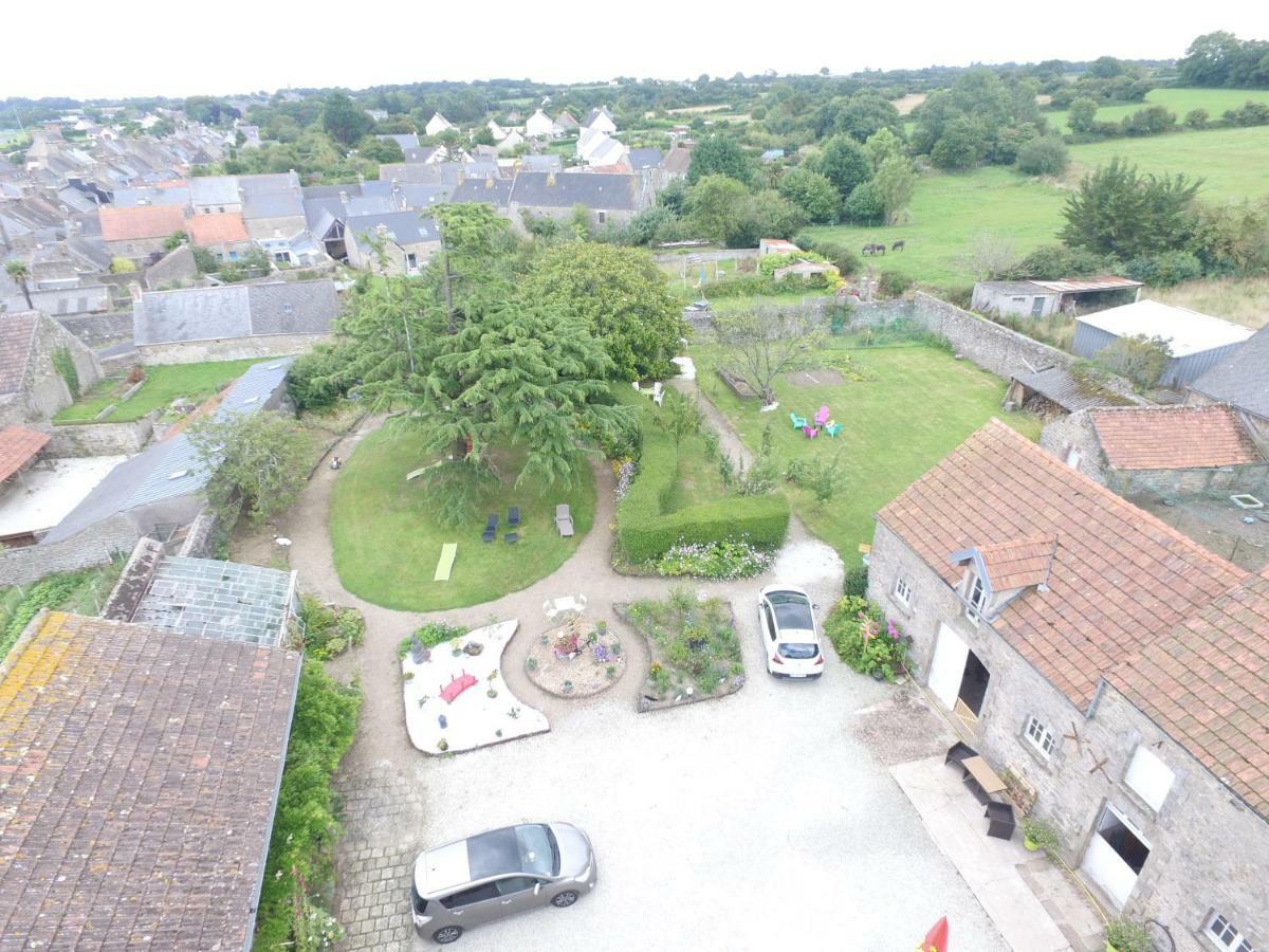 La Tourelle En Normandie Saint-Pierre-Eglise ภายนอก รูปภาพ