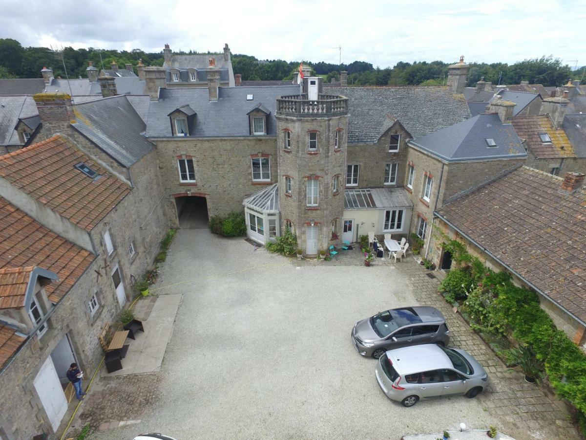 La Tourelle En Normandie Saint-Pierre-Eglise ภายนอก รูปภาพ